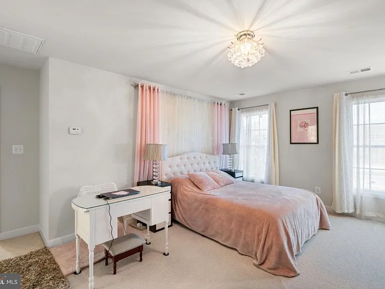 8312 Telegraph Rd — Photo 49