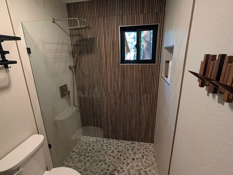 1069 Chonokis Rd #B — Photo 11