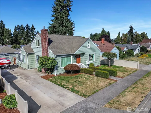 310 18th Street NW, Puyallup, WA 98371