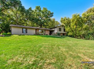 4703 Ripon Rd, Crystal Lake, IL 60012