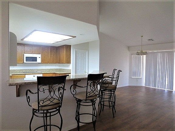 Breakfast Bar stools include