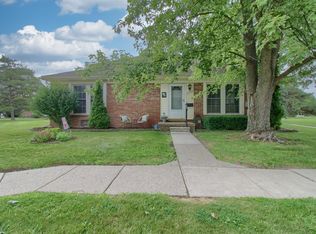 44507 N Umberland Cir, Canton, MI 48187
