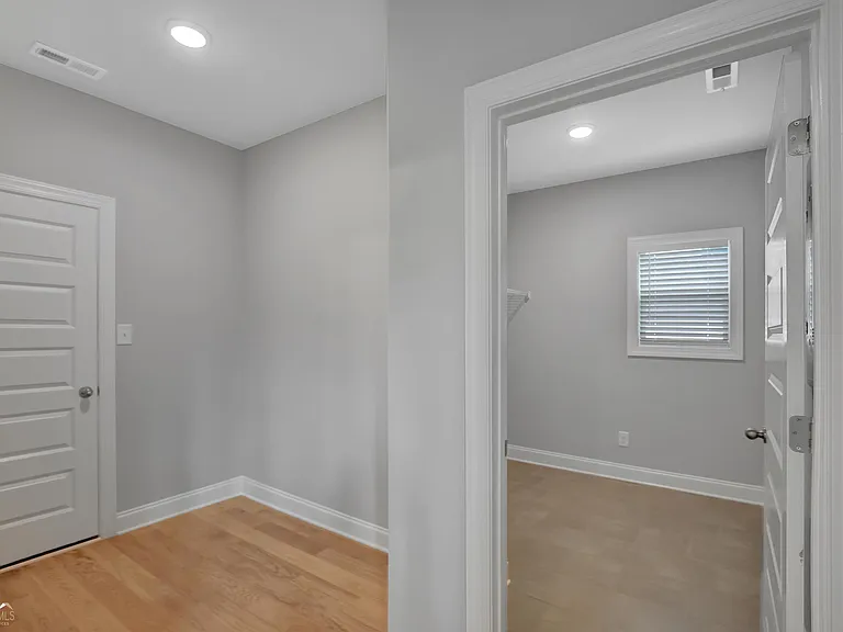 395 Chasewood Ln — Photo 18