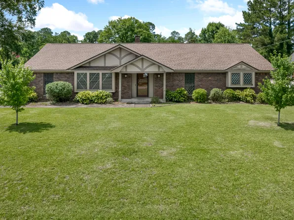 3106 Prince George Rd, Hattiesburg, MS 39402