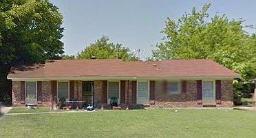 2nd image of 1219 Bassett Dr