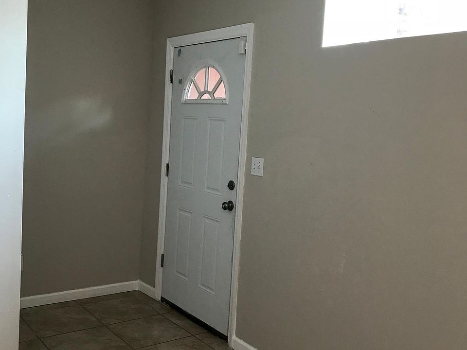 1st image of 15039 99th Pl
