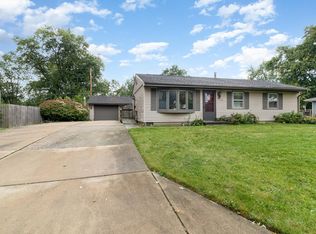 384 Keystone Dr, Valparaiso, IN 46385