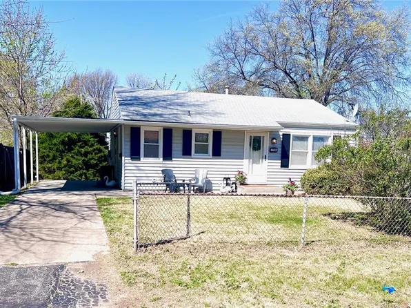 1716 N High St, Independence, MO 64050