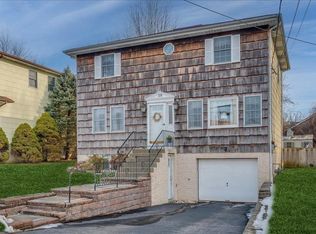 26 E Oxford St, Valhalla, NY 10595