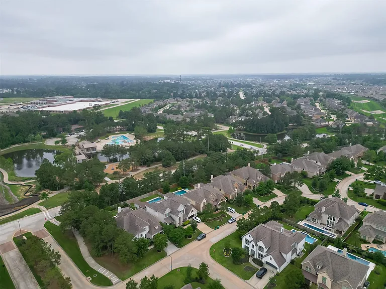 58 Canopy Green Dr — Photo 44