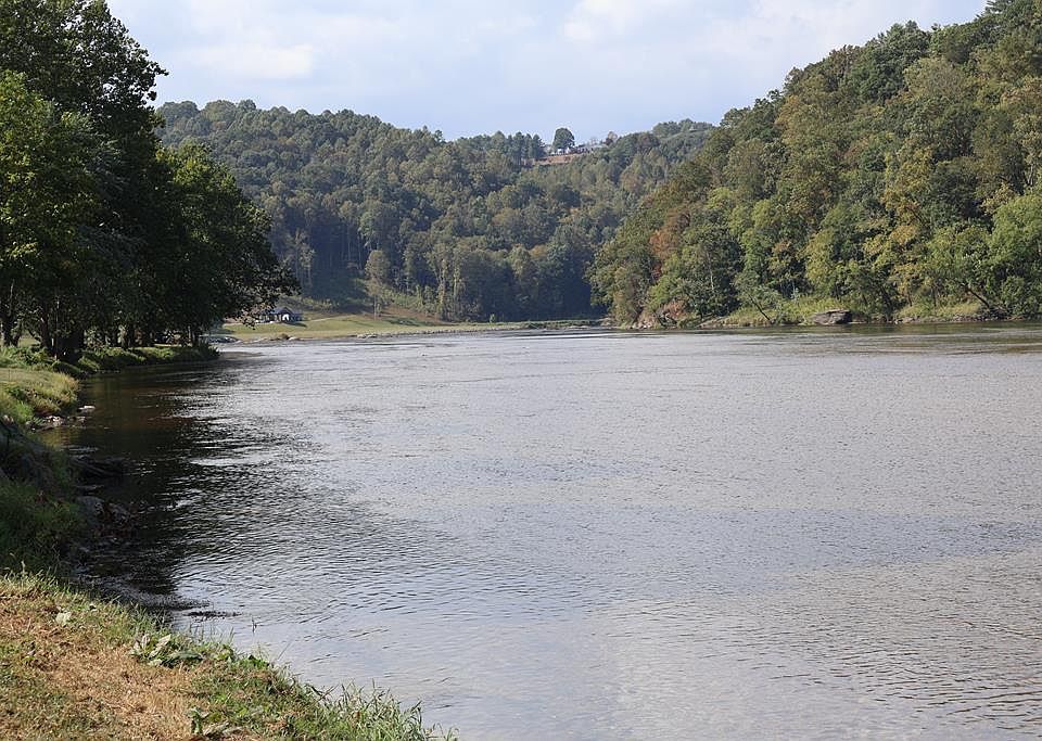 1st image of River Vw E