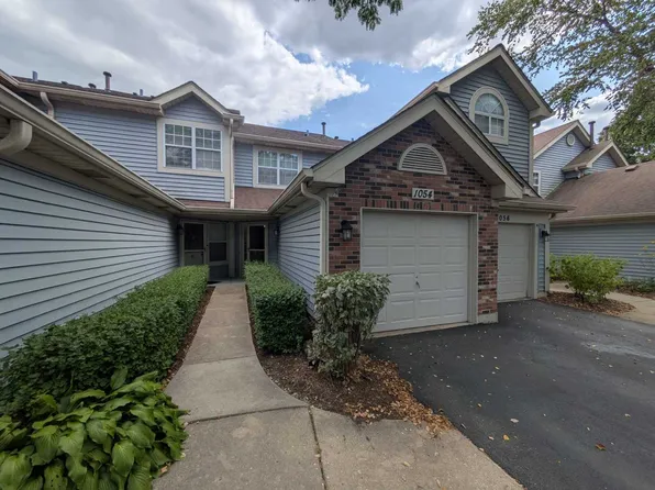 1054 Rockport Dr #1, Carol Stream, IL 60188