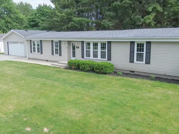 337 Timber Ridge Dr E, Oakwood, IL 61858