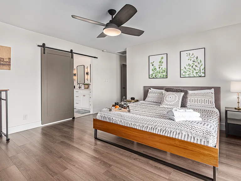 5202 E Karen Dr — Photo 12