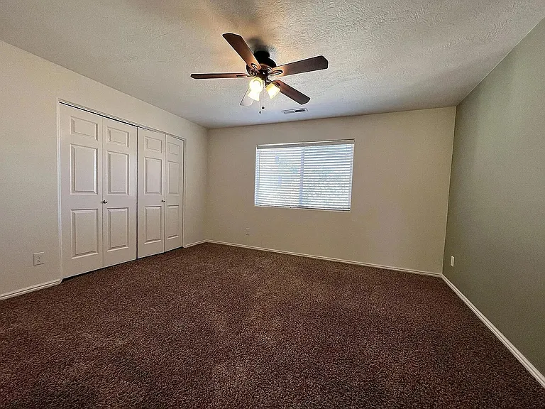 1108 N 1300 W — Photo 23