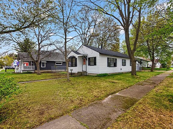 3rd image of 2327 Morgan St