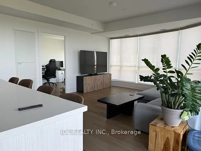 3 bed, $4,800 — Photo 3