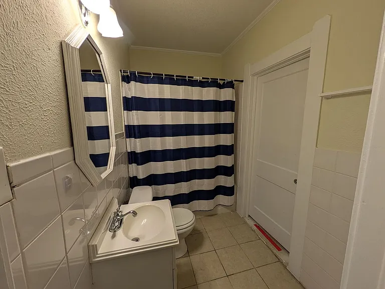 458 Belvedere Dr — Photo 14