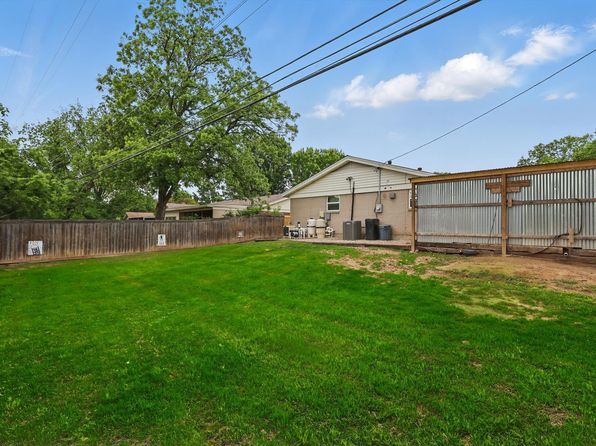 8832 Kate St, White Settlement, TX 76108