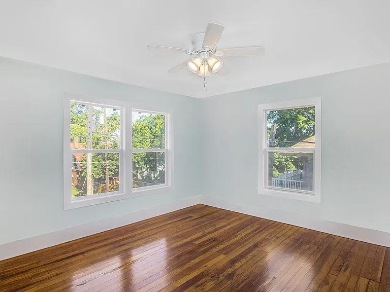 848 Union Ave SE — Photo 7
