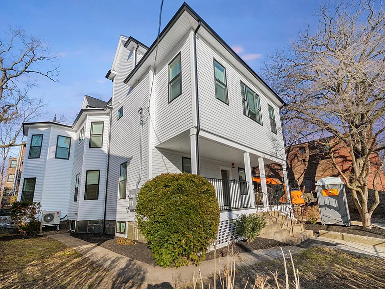 135 Harrishof St #2 — Photo 8