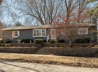 918 28th St NW, Rochester, MN 55901