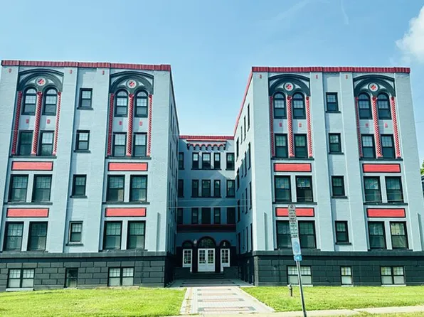 The Commodore, 1505 E Genesee St #1B-1Ba, Syracuse, NY 13210