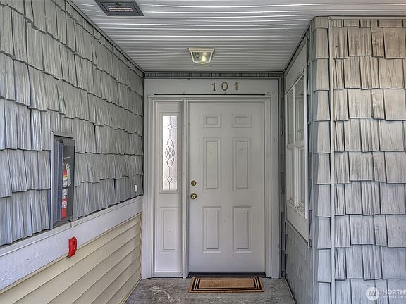 3rd image of 714 228th Street SW #O-101