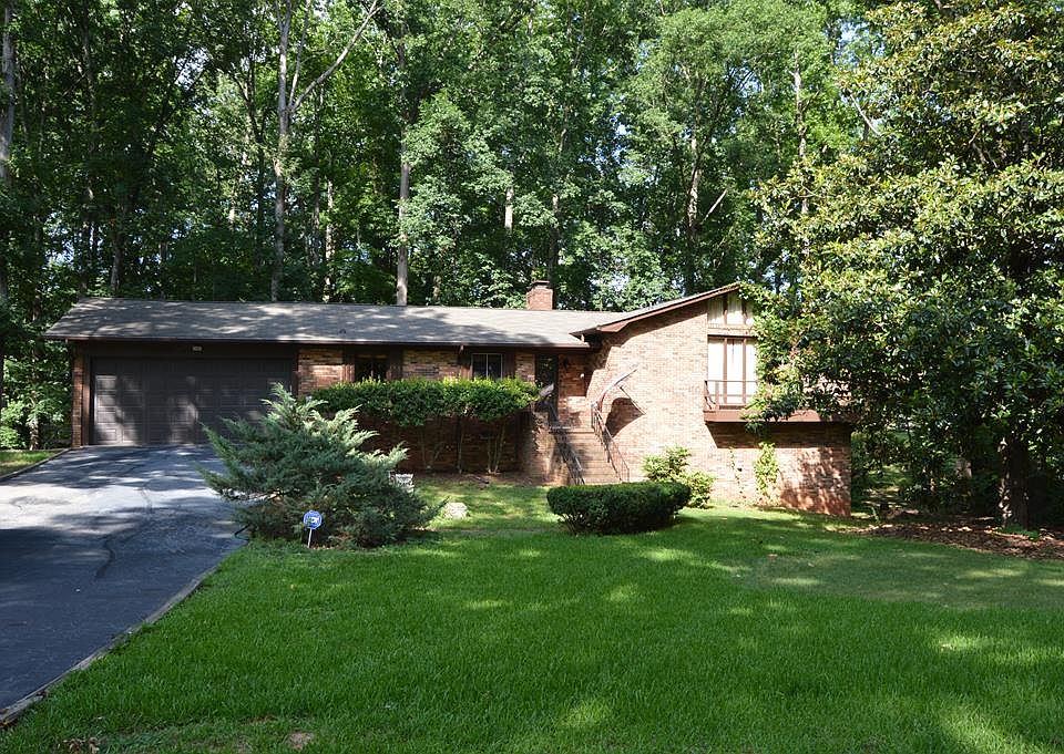 1st image of 109 Yosemite Dr