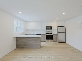 100 Liberty St N #15B, Clarington, ON L1C 2M1