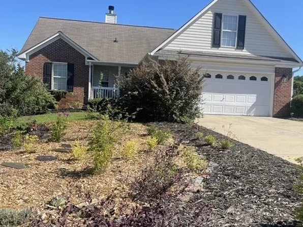 7268 Beaver Run Dr, Fayetteville, NC 28314