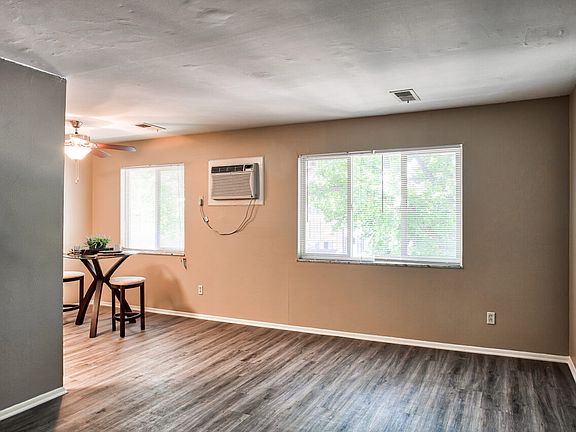 4th image of 3315 E Longview Ave #58