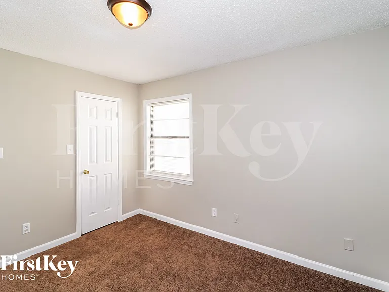 6052 Scarlet Leaf Dr — Photo 10
