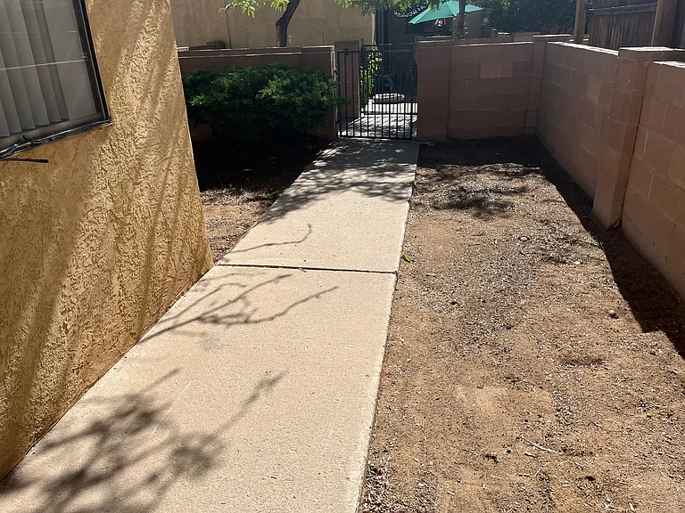 2 bed, 1.0 bath, 800 sqft, $1,135 — Photo 23
