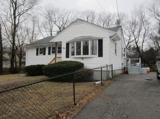 34 Byron St, Randolph, MA 02368