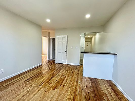 4th image of 103 2nd Ave #3A