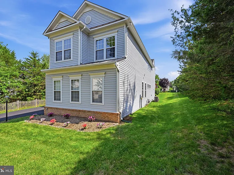 21817 Wingfoot Ct — Photo 7