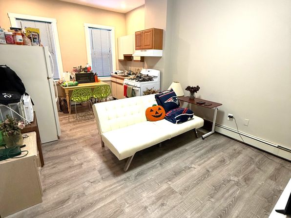 660 E 5th St Floor 1