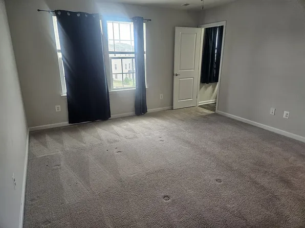 11829 Hall St, Bealeton, VA 22712