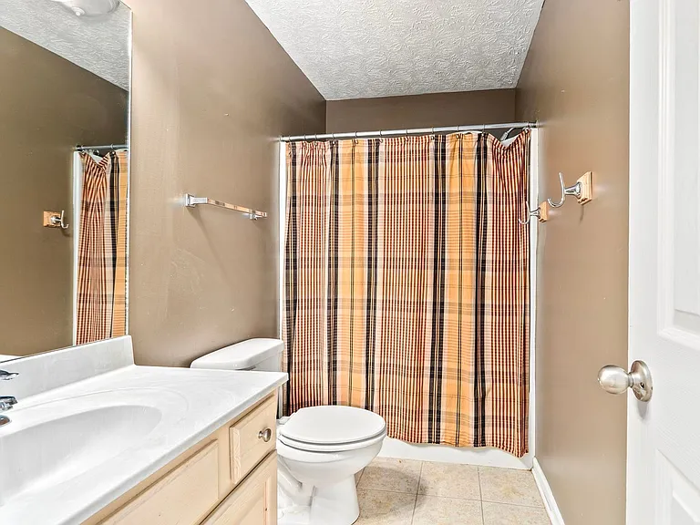 4264 Live Oak Dr — Photo 14