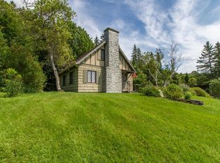5855 Valley Rd, Derby Line, VT 05830