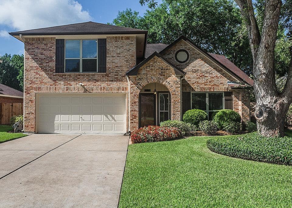 1st image of 2111 Victoria Garden Dr