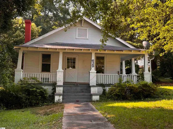 629 Chestnut St, Laurens, SC 29360