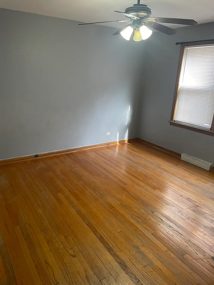 Building Photo - 6540 N Francisco Ave #2S