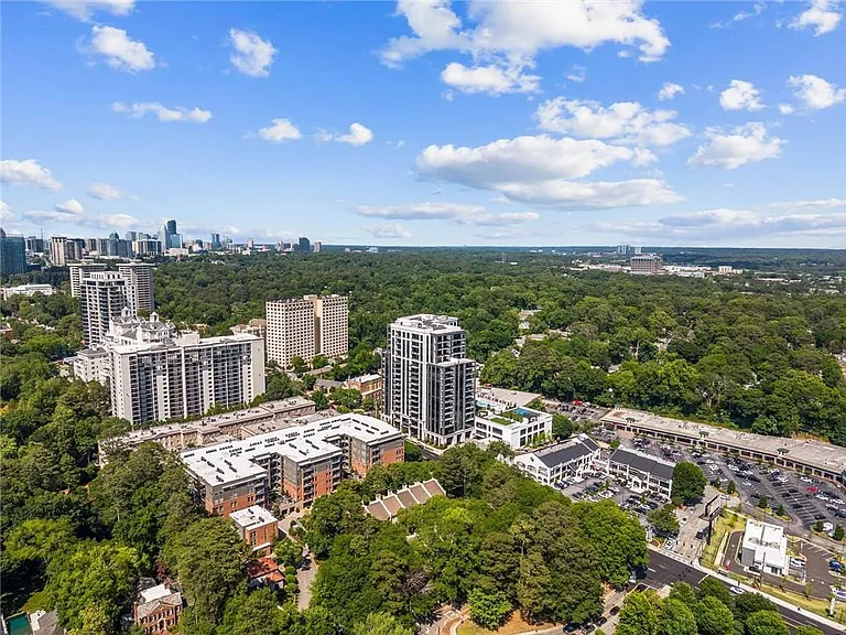 2425 Peachtree Rd NE #503 — Photo 43