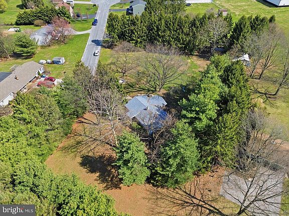 5th image of 15 Catalina Dr