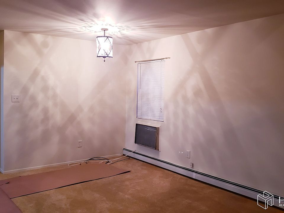 2nd image of 164-20 120th Ave #1