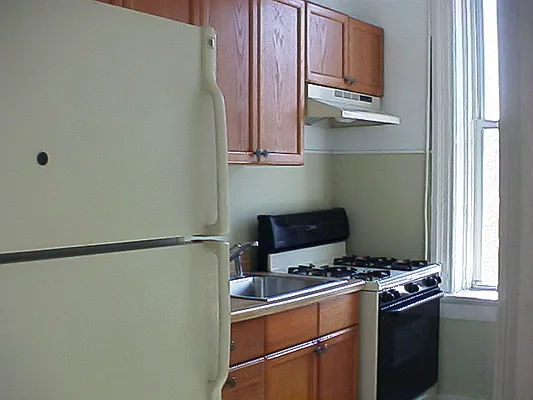 Rented by Crest Haven Realty | media 3