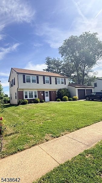 1st image of 131 Toledo Ln