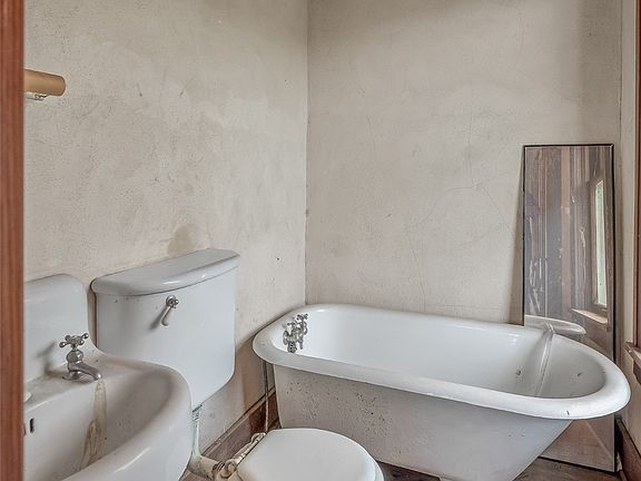 33rd image of this home